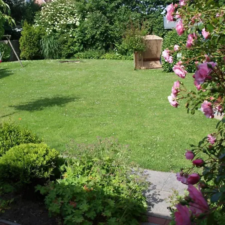 Ferienwohnung Mit Wohlfuhlgarten C 16 Apartmán