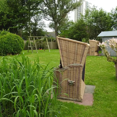 Ferienwohnung Mit Wohlfuhlgarten C 16 Büsum