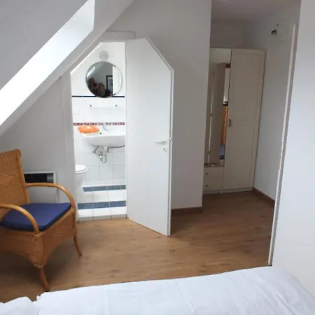 Ferienwohnung Mit Wohlfuhlgarten C 16